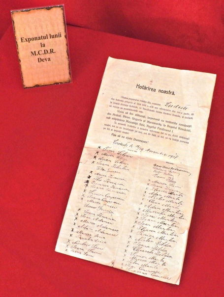 Exponatul lunii noiembrie 2018: Document original din Ludești (comuna Orăștioara de Sus, județul Hunedoara), prin care se exprimă dorința unirii cu Regatul României