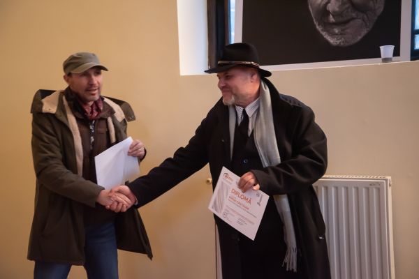 2023-02-10-vernisaj057140FB79-E8DD-7DBE-81E1-89150556EDE5.jpg