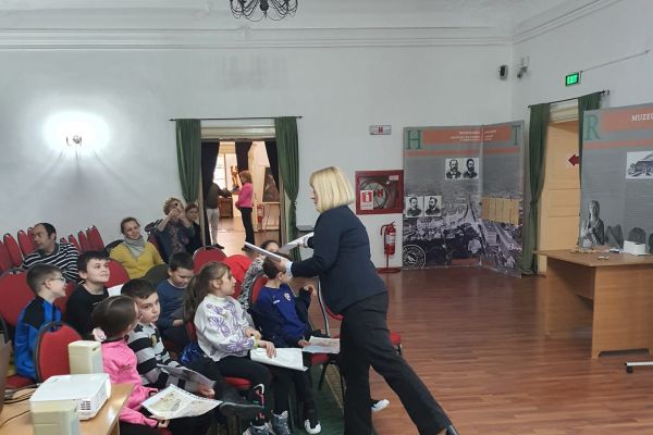 zici-la-mcdr-sursa-fb-veronica-stefan-1441DB182-F7D4-3B6F-1586-2138E5275B87.jpg