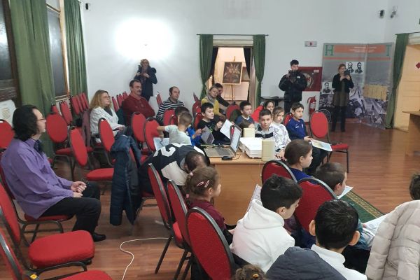 zici-la-mcdr-sursa-fb-veronica-stefan-893B100E8-FEB6-11C3-51EA-4A709CC84306.jpg