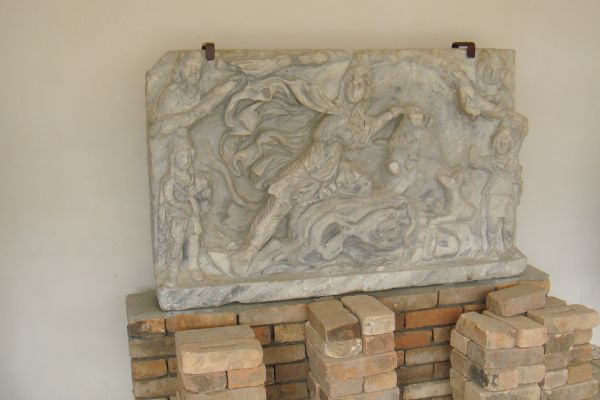 copy-of-lapidarium01906E5A0B-0771-7AB0-C925-AF2DF4C2A08A.jpg
