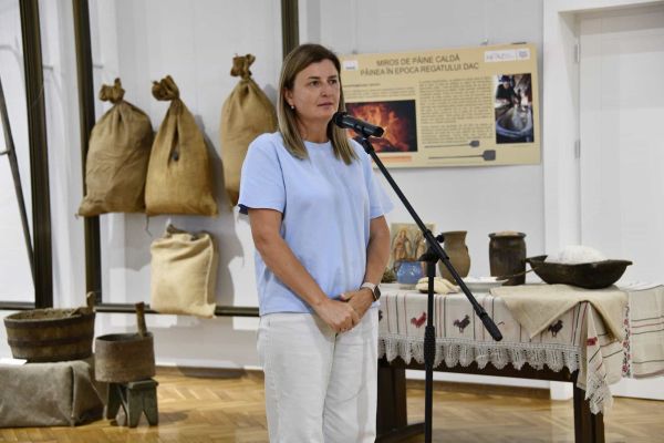vernisaj-chisinau-iulie-2026-35FDC25FD5-70AF-5DF2-075A-F354096AAC26.jpg