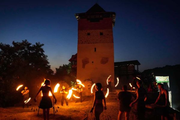2026festivalcetatemalaiesti-28D4260A8C-1F9E-BD61-6311-72A457823CE2.jpg