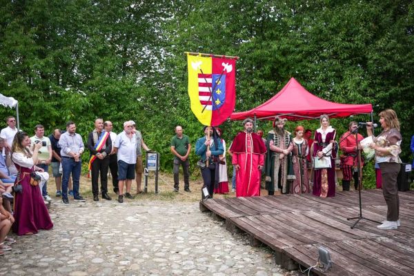 2026festivalcetatemalaiesti-40BB2EB4C7-F556-8AC9-E6F9-7BB7E040B6BD.jpg