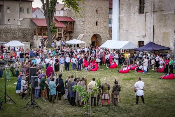 festival-regatul-dac-2026-110BA0D575-53B2-B455-5CC0-D918681CD484.jpg