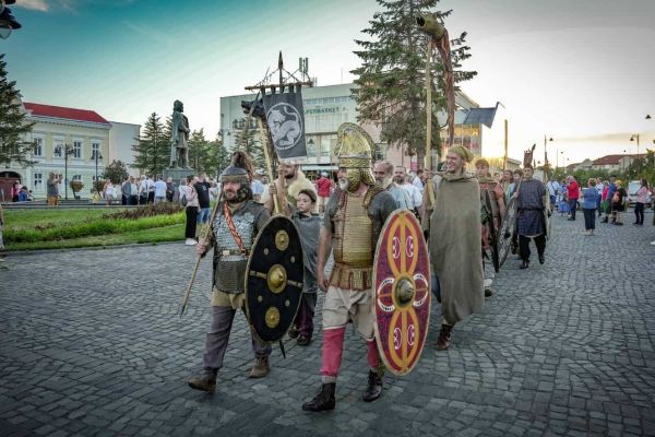 festival-regatul-dac-2026-335B18E916-42EA-68FE-1A2C-043DAF4FAA29.jpg