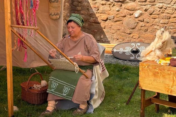 festival-regatul-dac-2026-stand-535ACF7E77-31E4-D450-5057-94326148E853.jpg